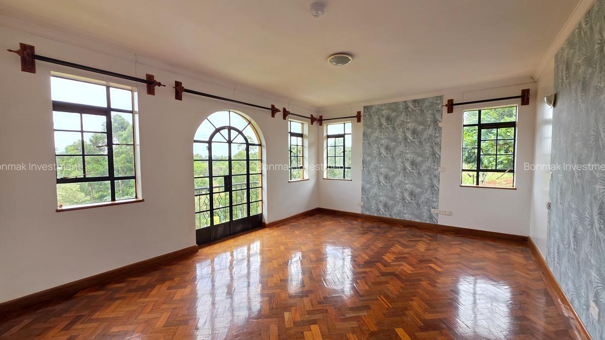 5 Bed Townhouse with En Suite at Kitisuru - 12