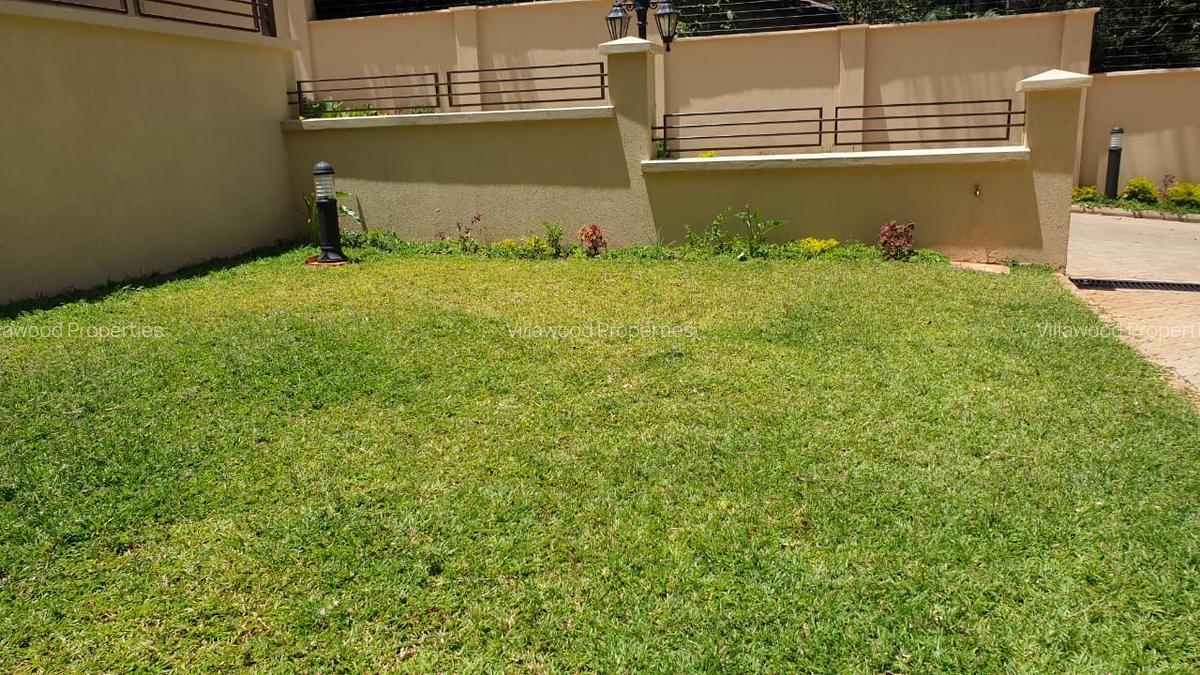5 Bed Villa with En Suite in Lavington - 10