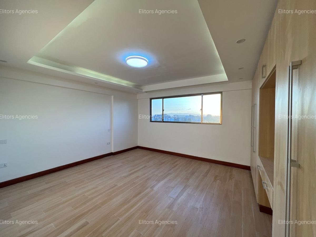 4 Bed Apartment with En Suite at Othaya Road - 18