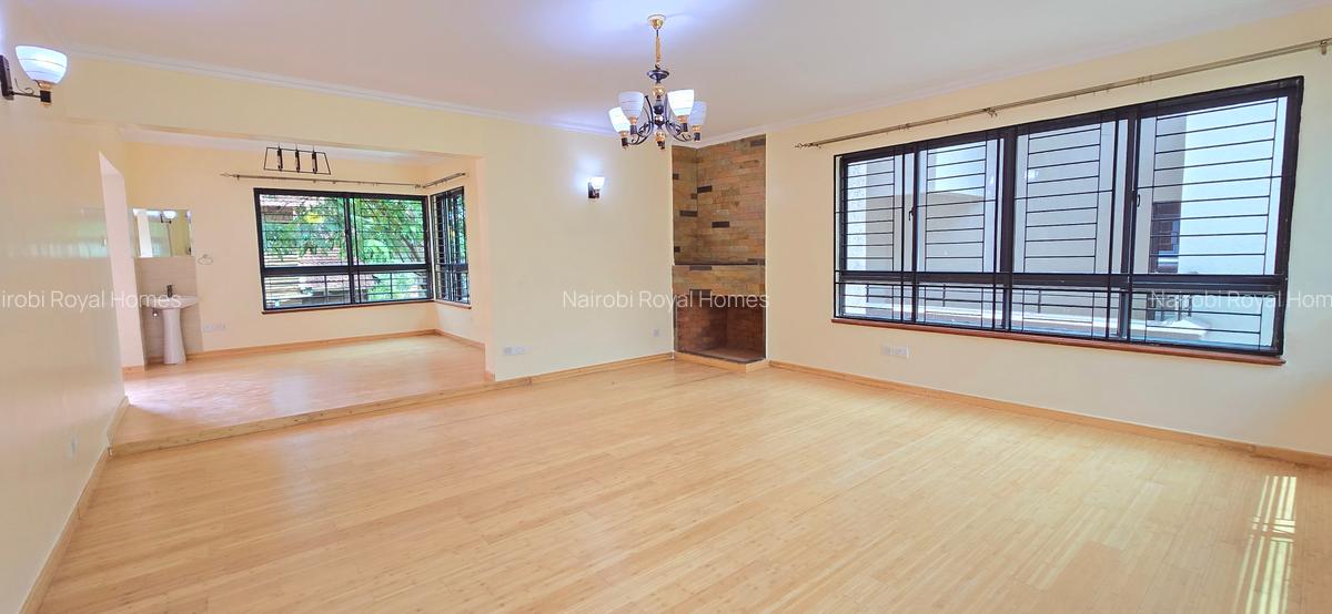 5 Bed Townhouse with En Suite at Lavington Green - 15