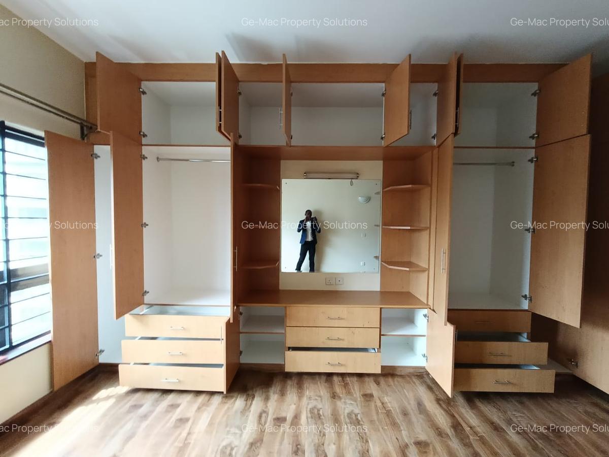 2 Bed Apartment with En Suite in Rhapta Road - 8