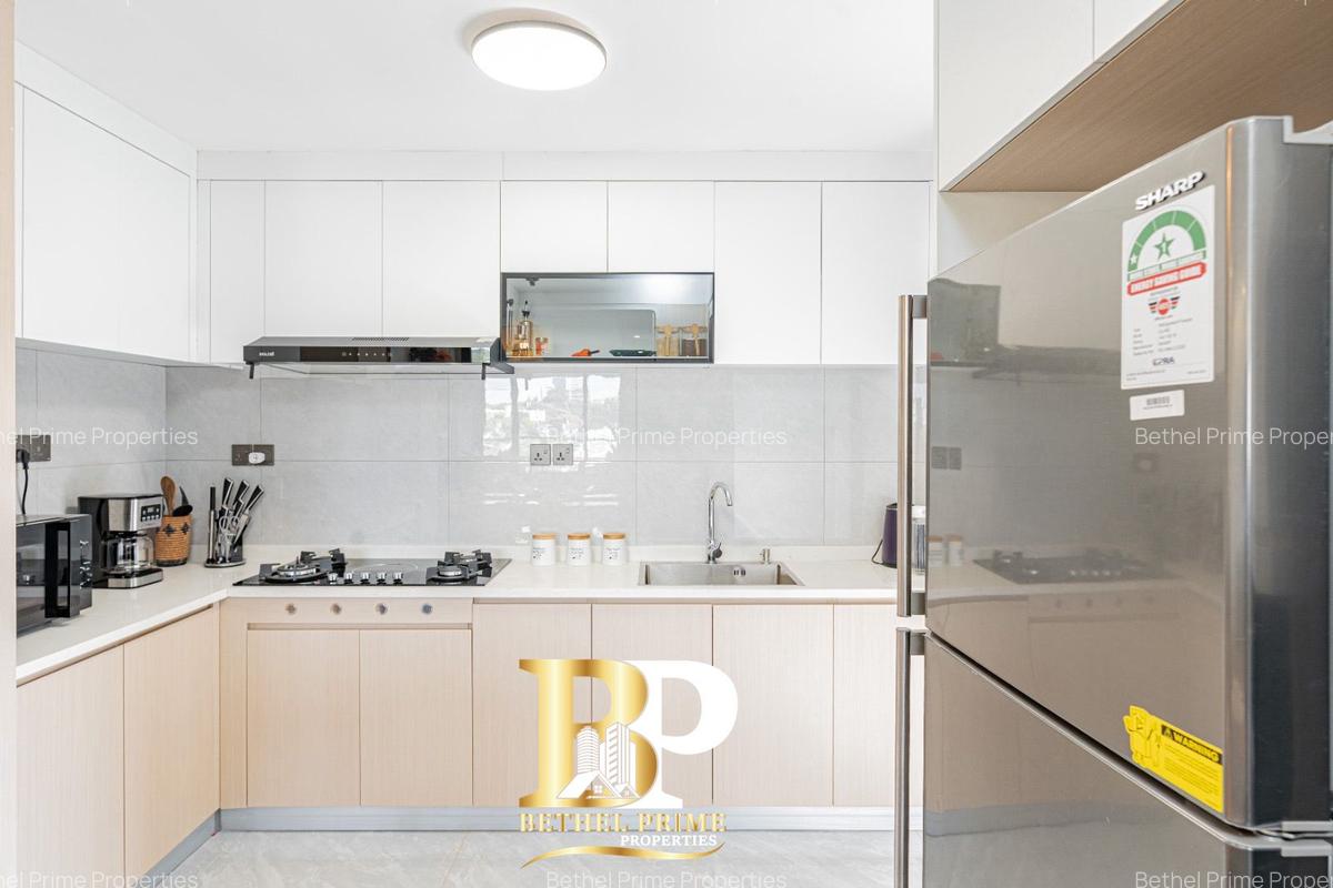 3 Bed Apartment with En Suite in Riverside - 7