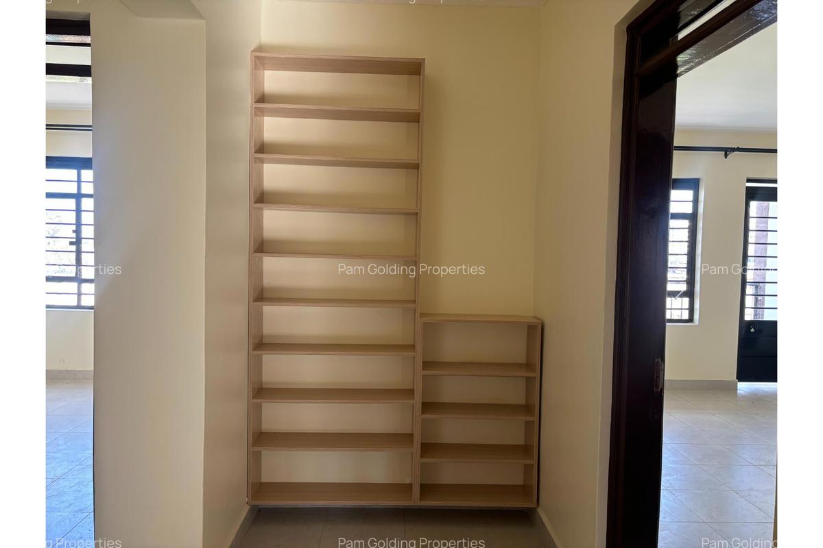 3 Bed Apartment with En Suite in Kiambu Road - 9