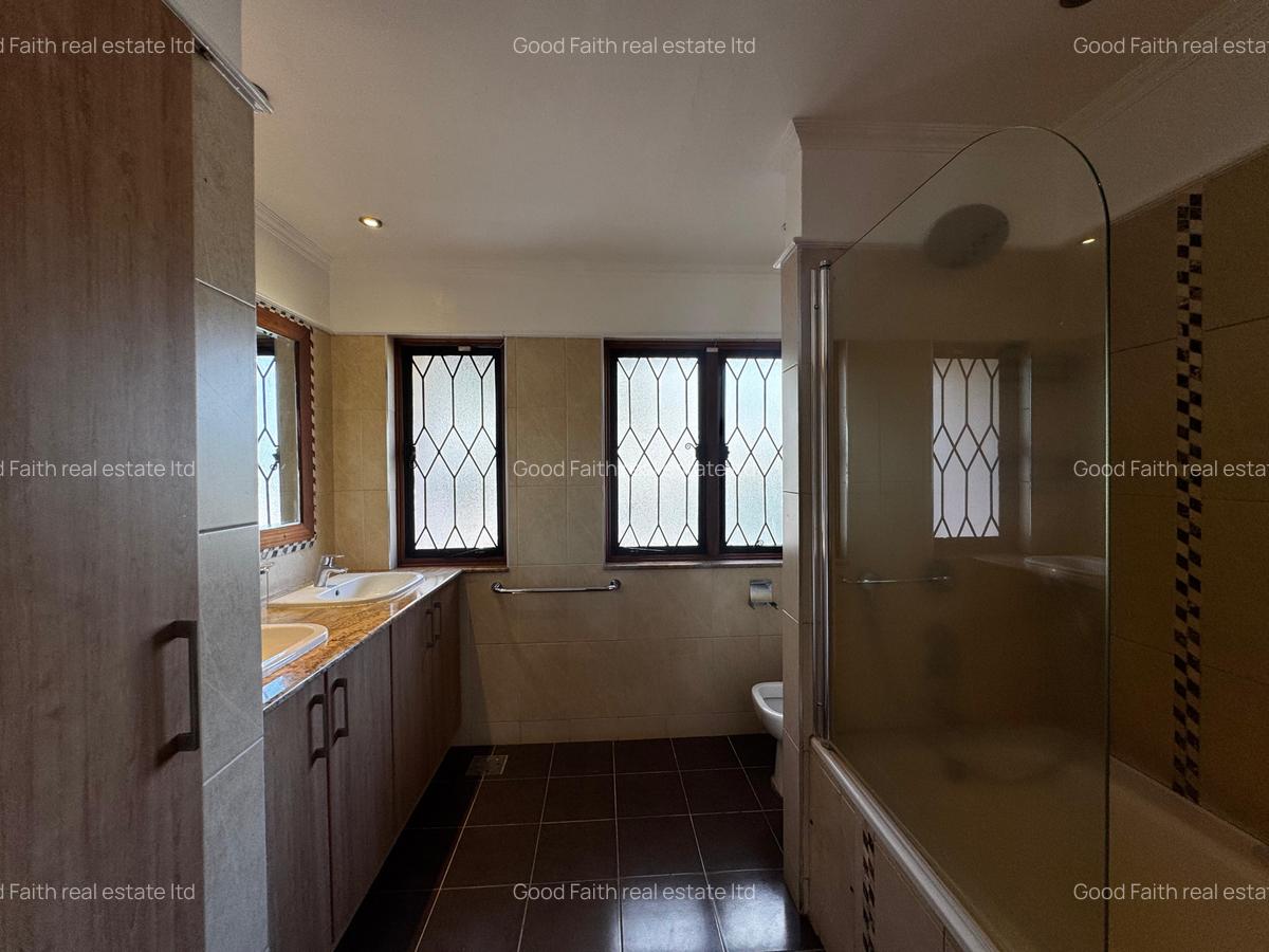 3 Bed House with En Suite in Gigiri - 8