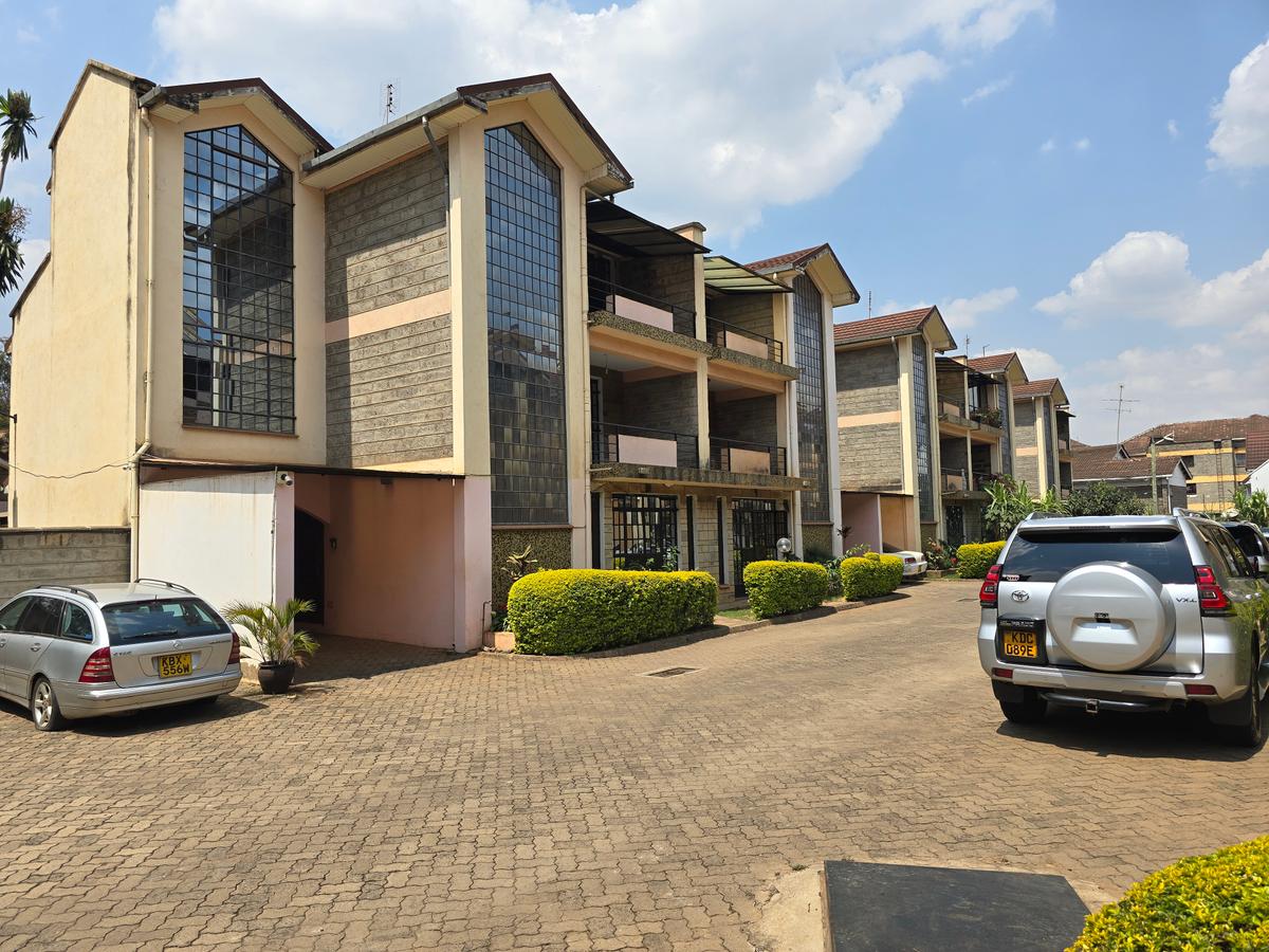 4 Bed Townhouse with En Suite at Gitanga Road - 3