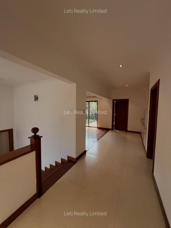 5 Bed Townhouse with En Suite in Lavington - 10