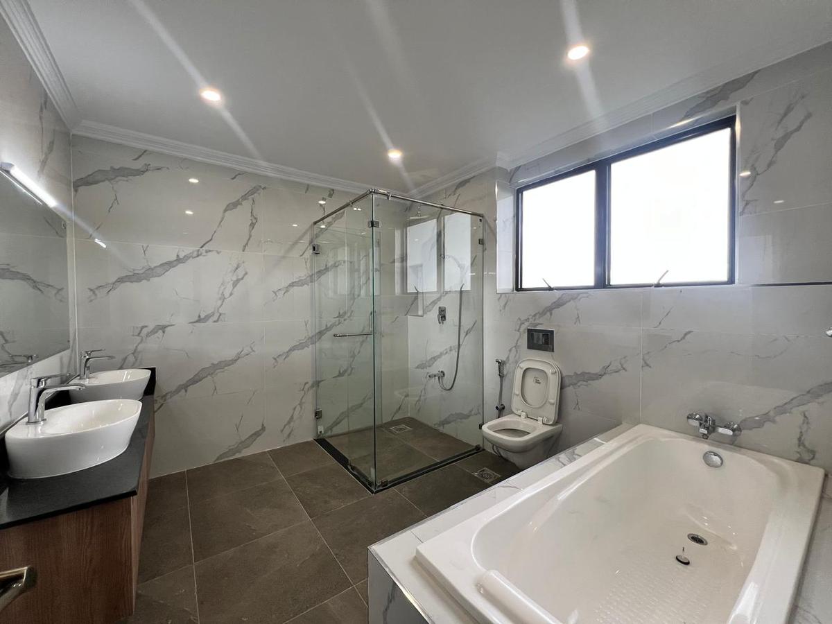 4 Bed Apartment with Swimming Pool in Kileleshwa - 7