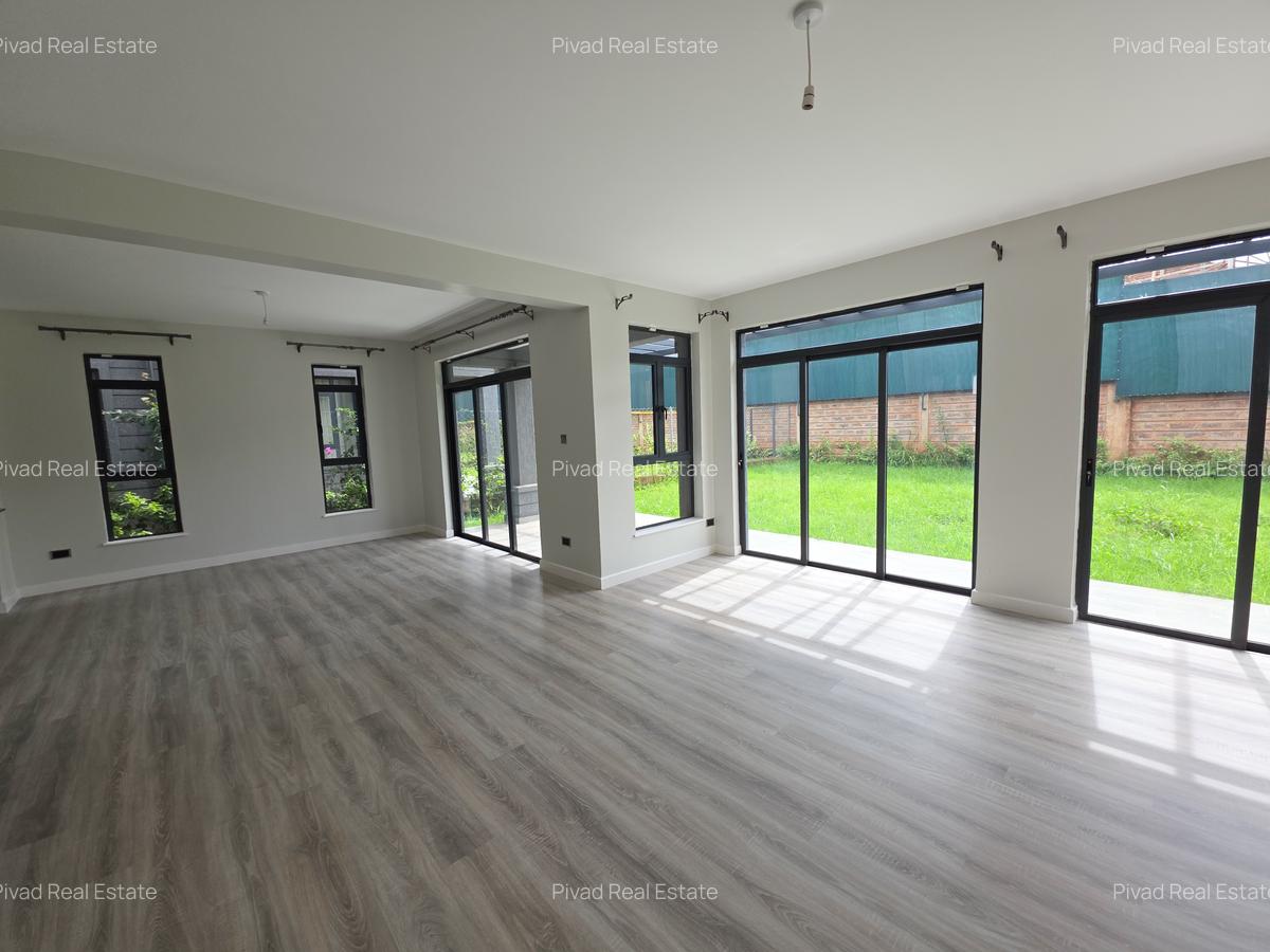 4 Bed Townhouse with Swimming Pool in Runda - 16