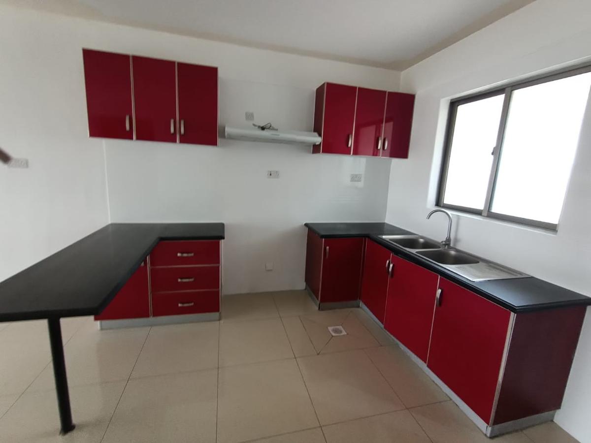 2 Bed Apartment in Kilimani - 3