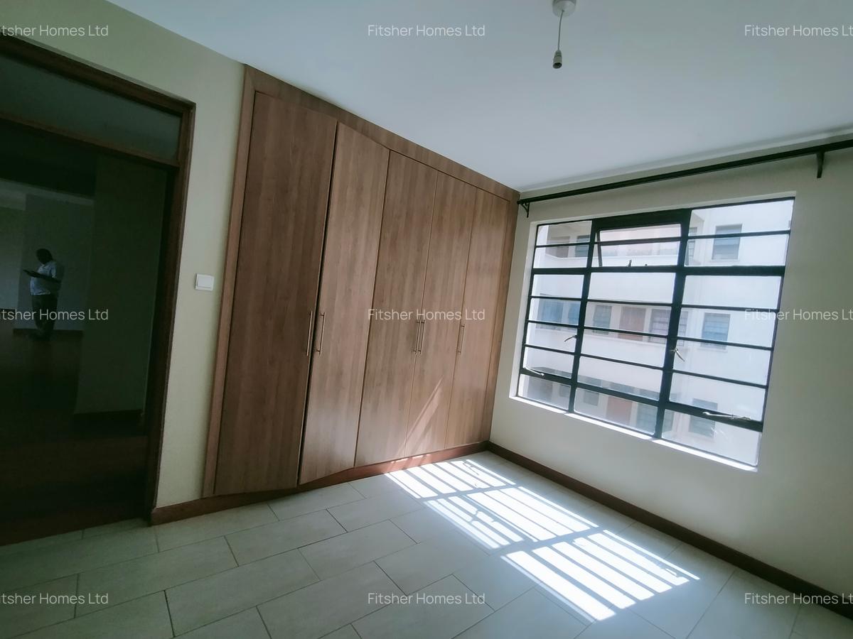3 Bed Apartment with En Suite in Kiambu Road - 12