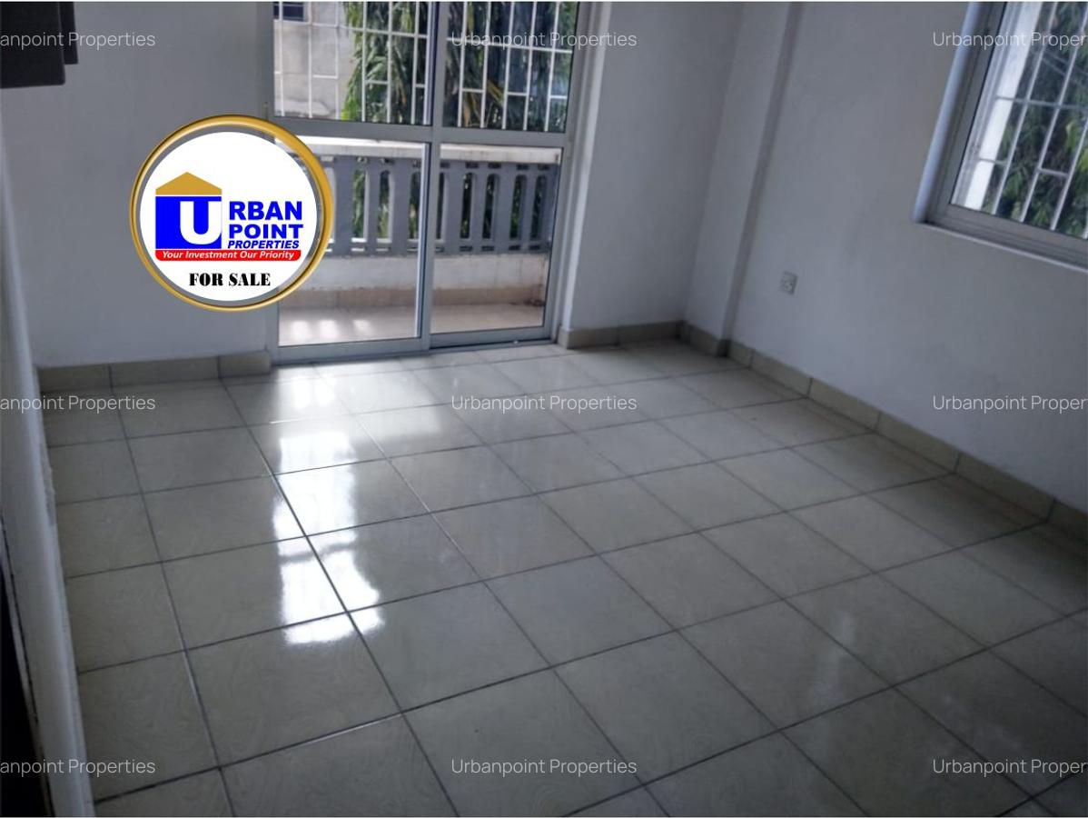 2 Bed Apartment with En Suite at Vescon - 7