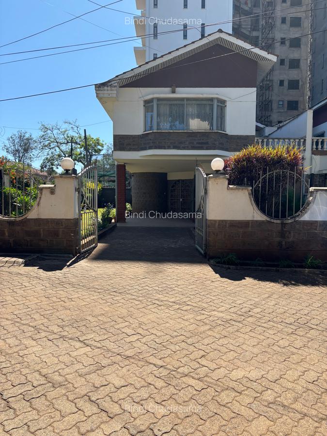 4 Bed House with En Suite at Brookside Garden - 1