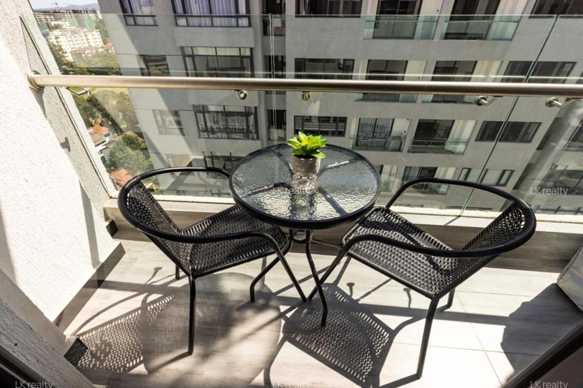 Serviced 1 Bed Apartment with En Suite at Wood Avenue - 5