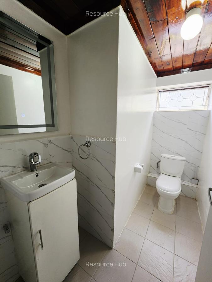 4 Bed House with En Suite at Nyari - 10