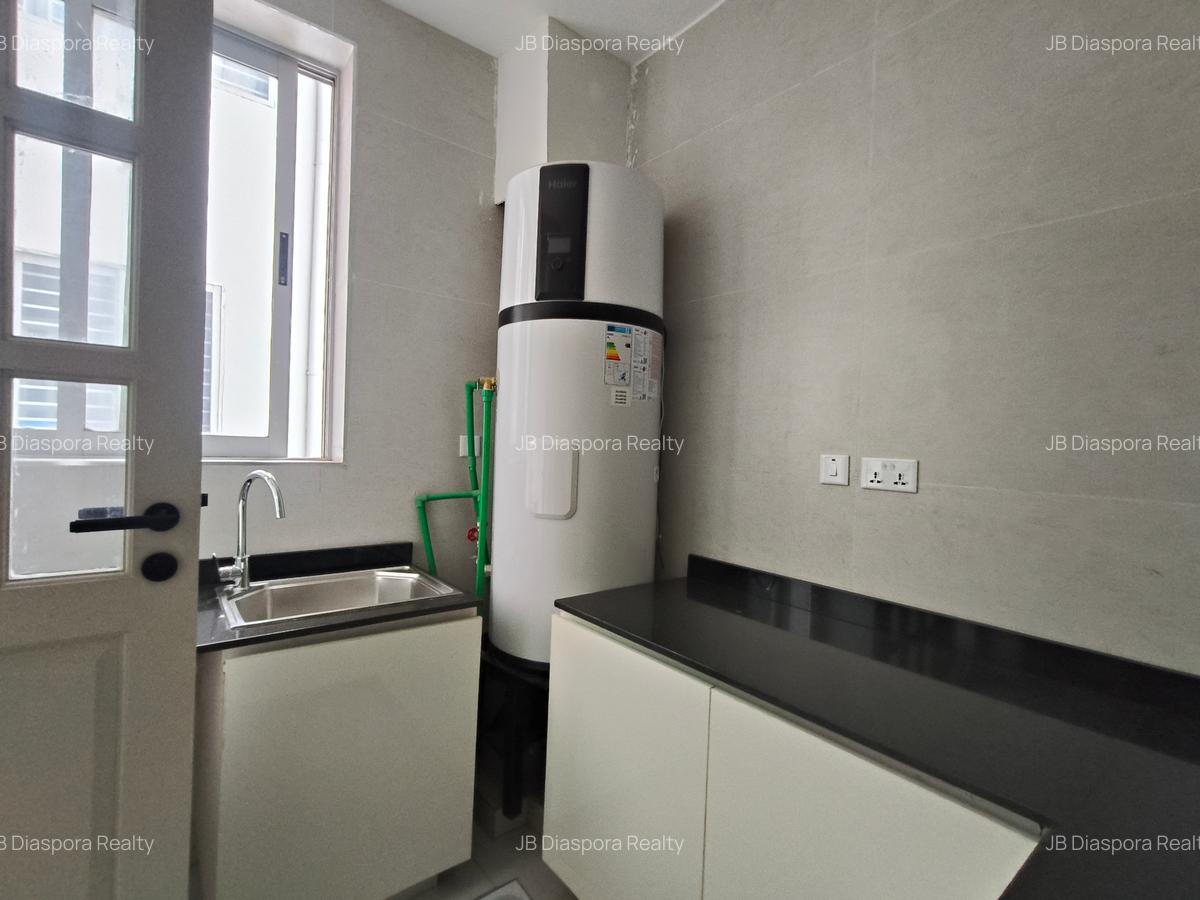 4 Bed Apartment with En Suite at General Mathenge - 6