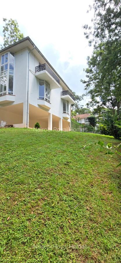 5 Bed House with En Suite at Rosslyn Lone 𝘵𝘳𝘦𝘦 - 2