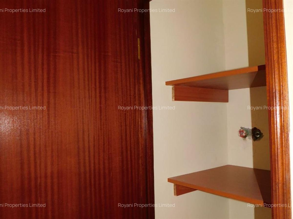 3 Bed Apartment with En Suite at Fourways Junction Estate - 7