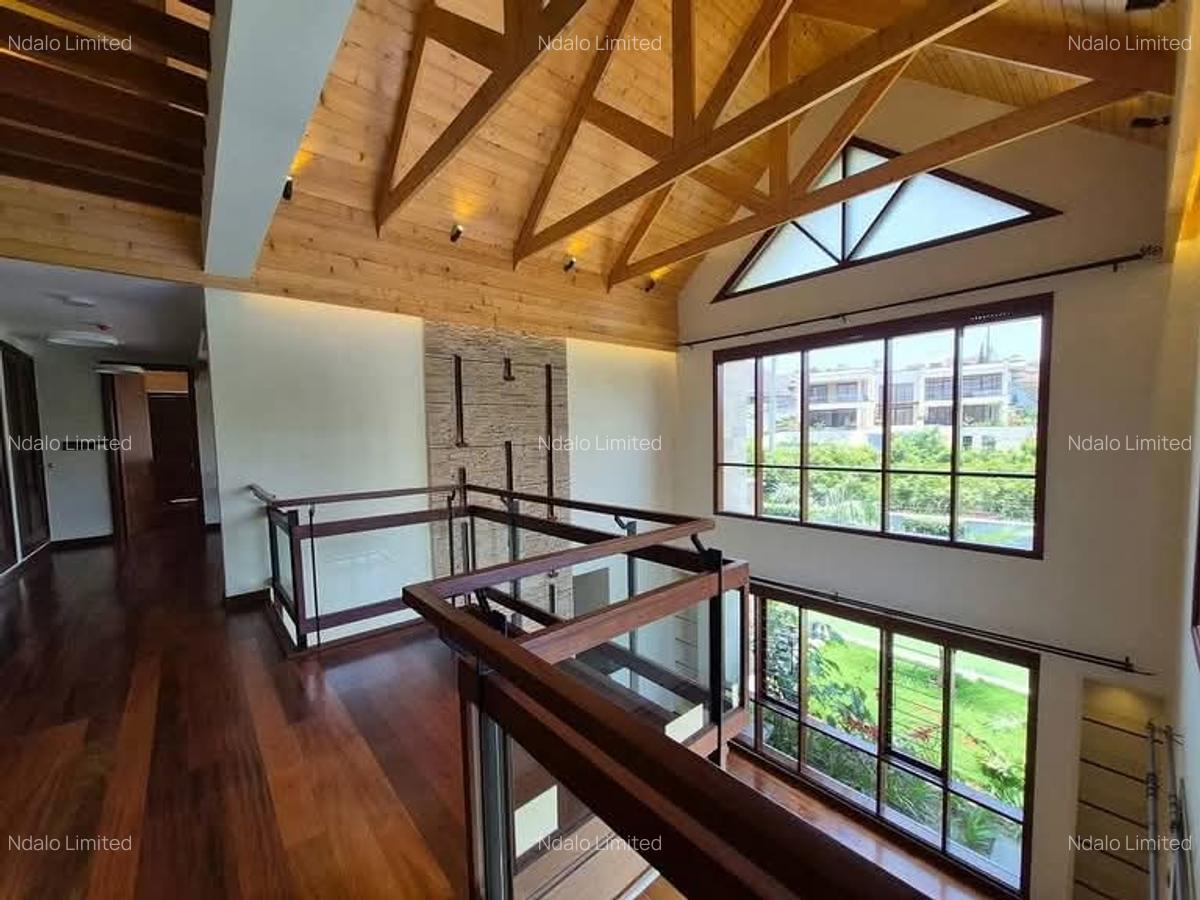5 Bed House with En Suite at Runda - 20
