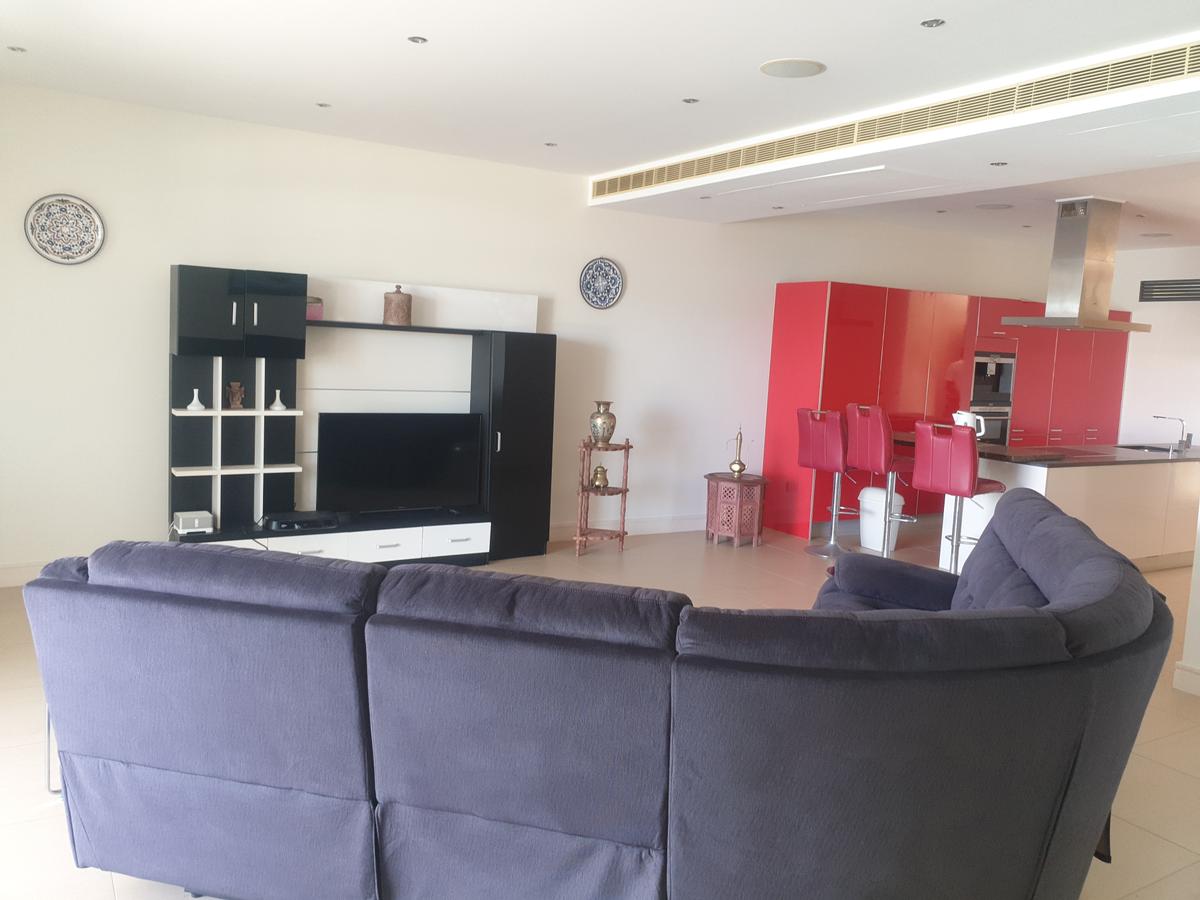 Serviced 3 Bed Apartment with En Suite at Cement Road - 5