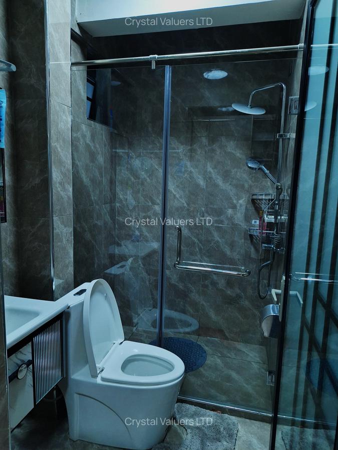 1 Bed Apartment with Swimming Pool in Kilimani - 4