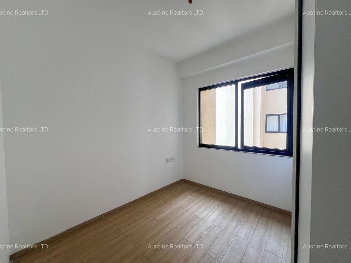 3 Bed Apartment with En Suite at Othaya Road - 4