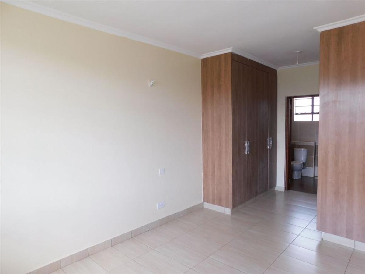 3 Bed House with En Suite at Eden Ville Estate Opposite Five Star Meadows - 13