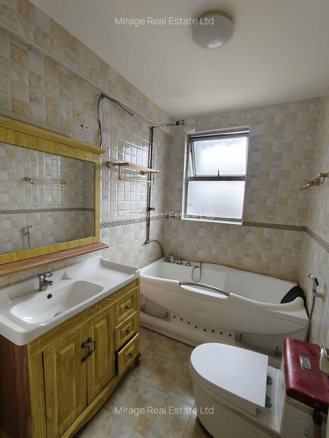 3 Bed Apartment with Swimming Pool in Kileleshwa - 4