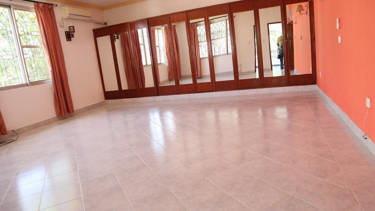 4 Bed Townhouse with En Suite at Nyali - 9