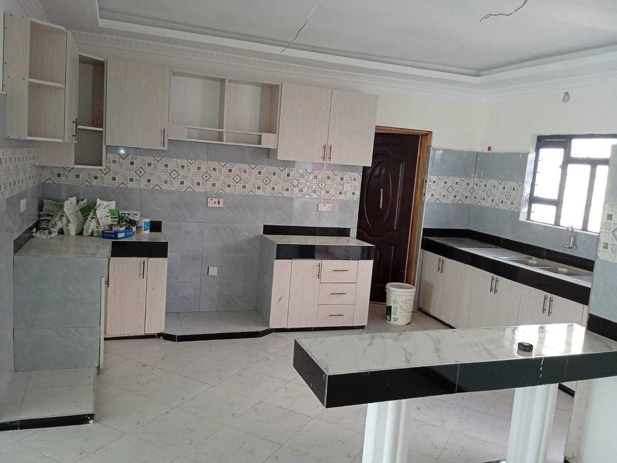 4 Bed House with En Suite in Ongata Rongai - 4