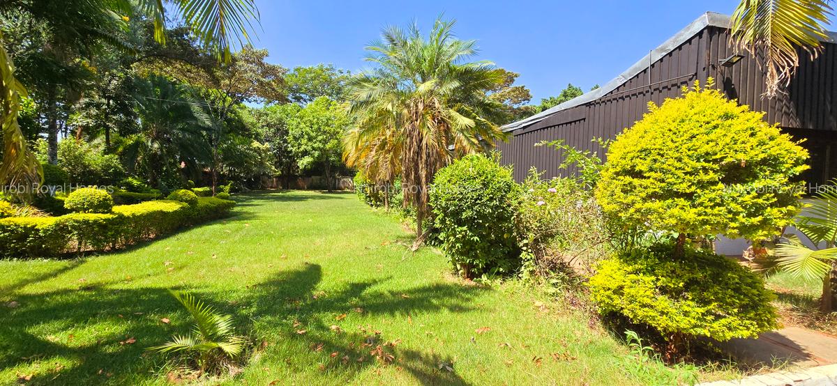 6 Bed House with En Suite at Muthaiga Road - 13