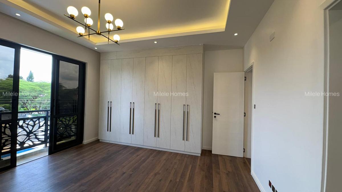 5 Bed Villa with En Suite in Lavington - 8