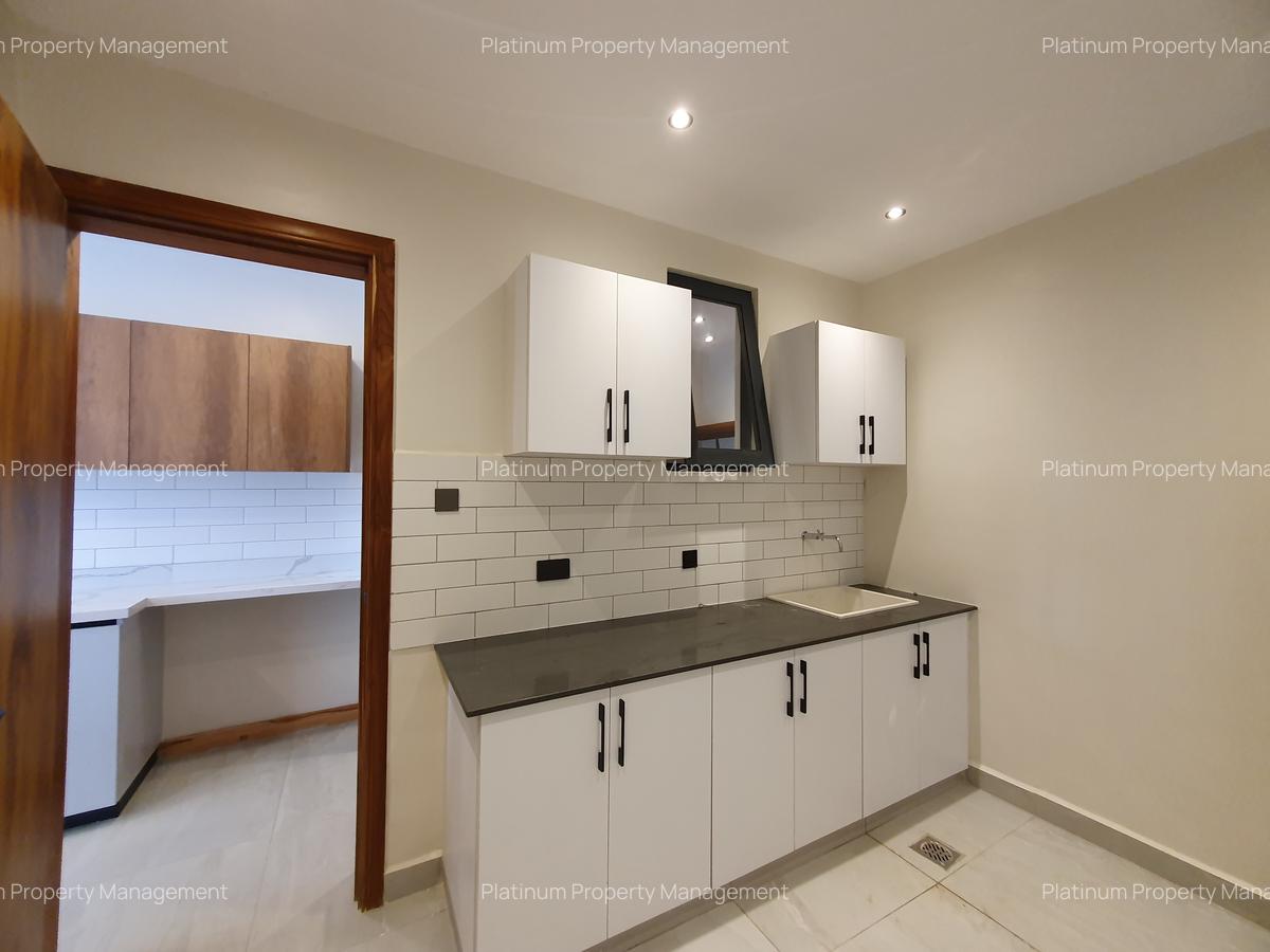 4 Bed Apartment with En Suite at Peponi Rd - 9