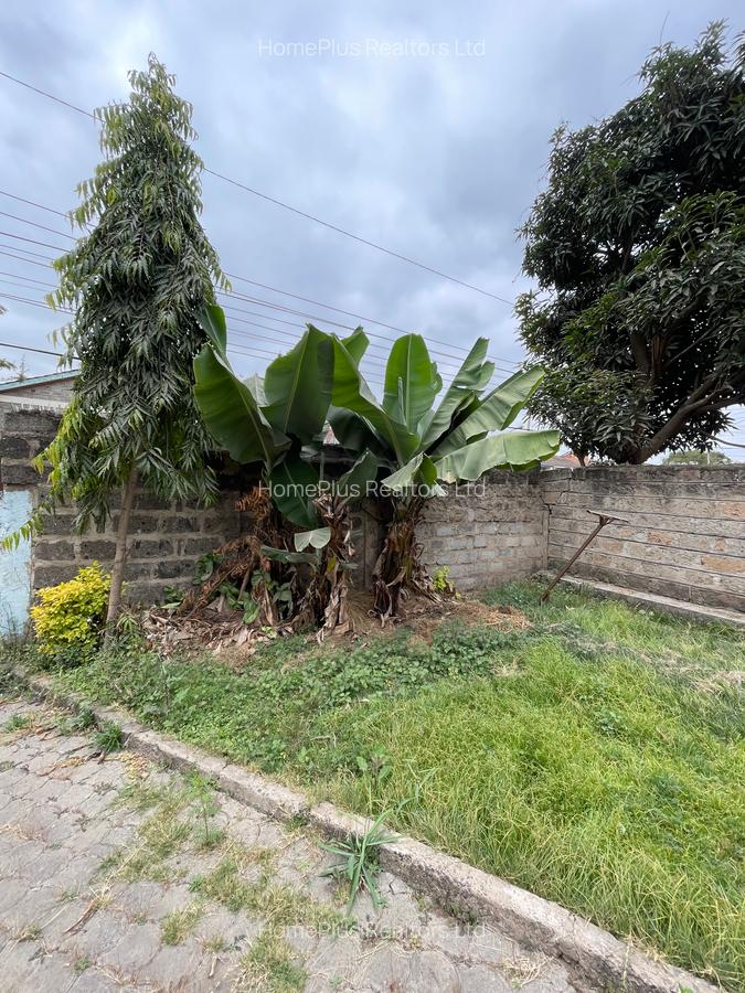 3 Bed House with En Suite at Green Fields Estate - 3
