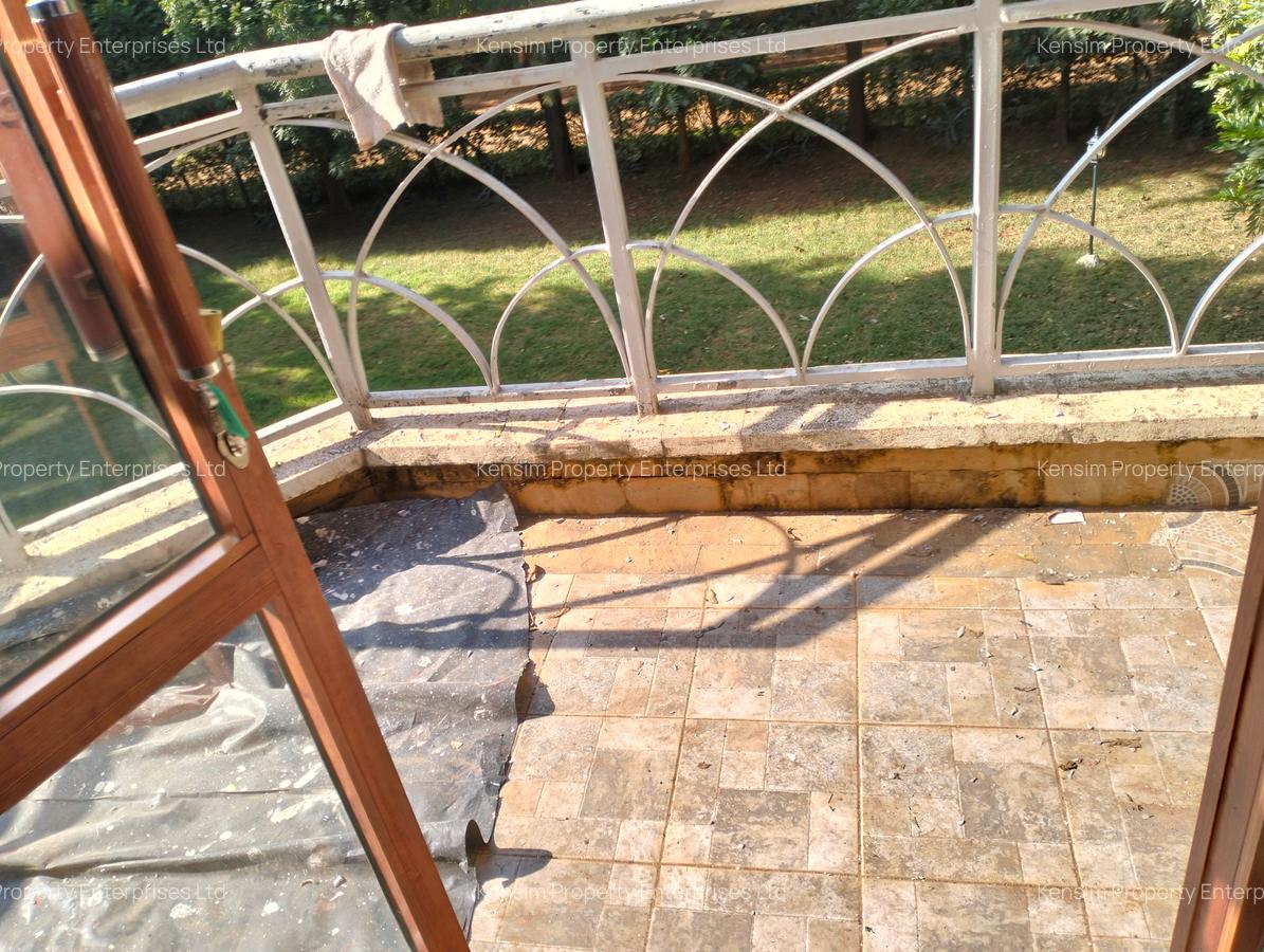 5 Bed Townhouse with En Suite in Runda - 15