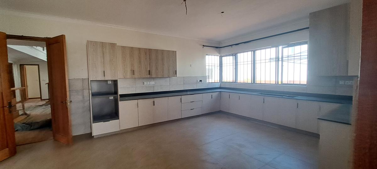 5 Bed Townhouse with En Suite in Lower Kabete - 4