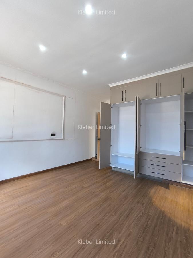 3 Bed House with En Suite in Kitengela - 14