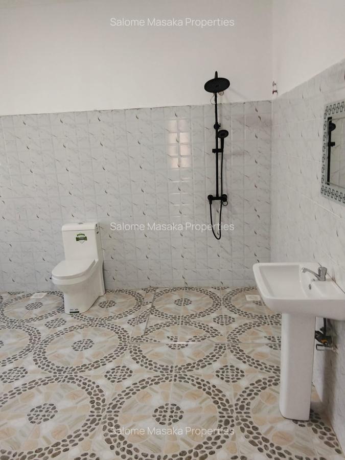 4 Bed Townhouse with En Suite at Membley - 2