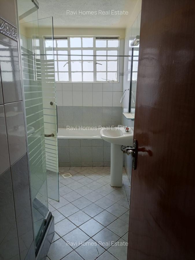 4 Bed Apartment with En Suite at Gichugu Road - 18