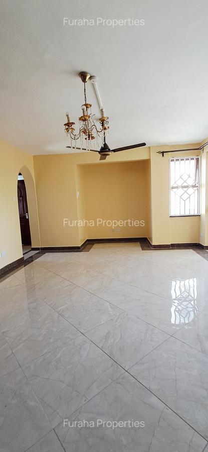 3 Bed Apartment with En Suite in Nyali Area - 11