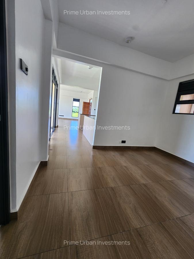 3 Bed Townhouse with En Suite in Vipingo - 16