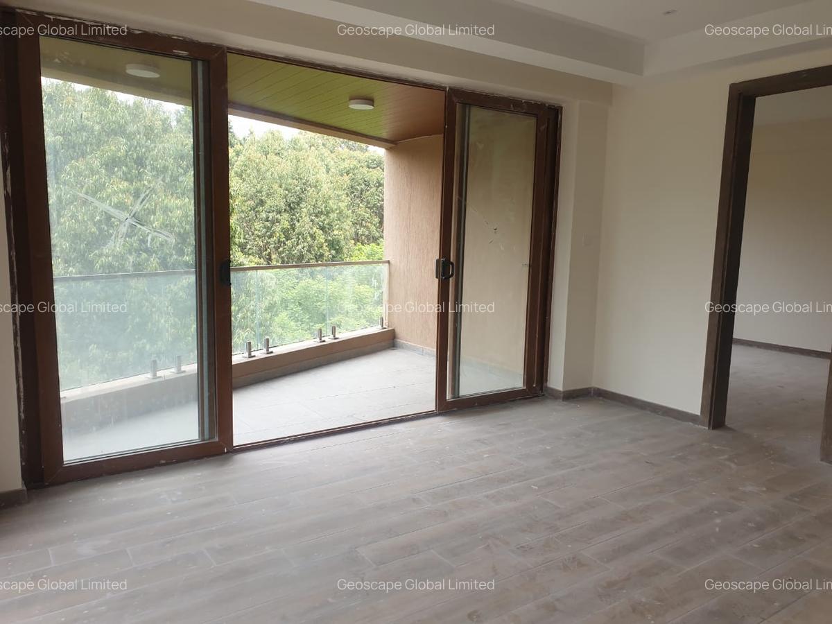 3 Bed Apartment with En Suite in General Mathenge - 16
