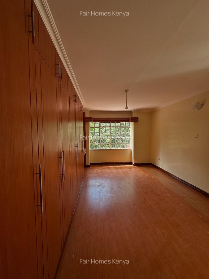 4 Bed Townhouse with En Suite at Chalbi Drive - 15