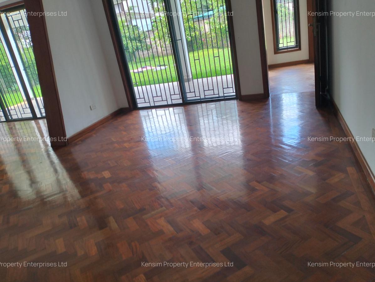 6 Bed Townhouse with En Suite in Lavington - 13