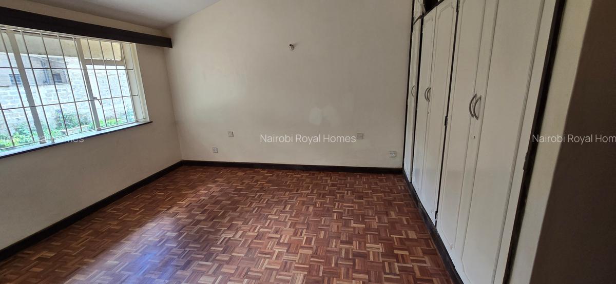 4 Bed Townhouse with En Suite at Peponi Road - 11
