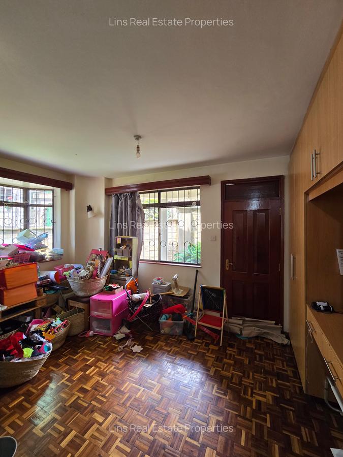 4 Bed Townhouse with En Suite in Westlands Area - 20