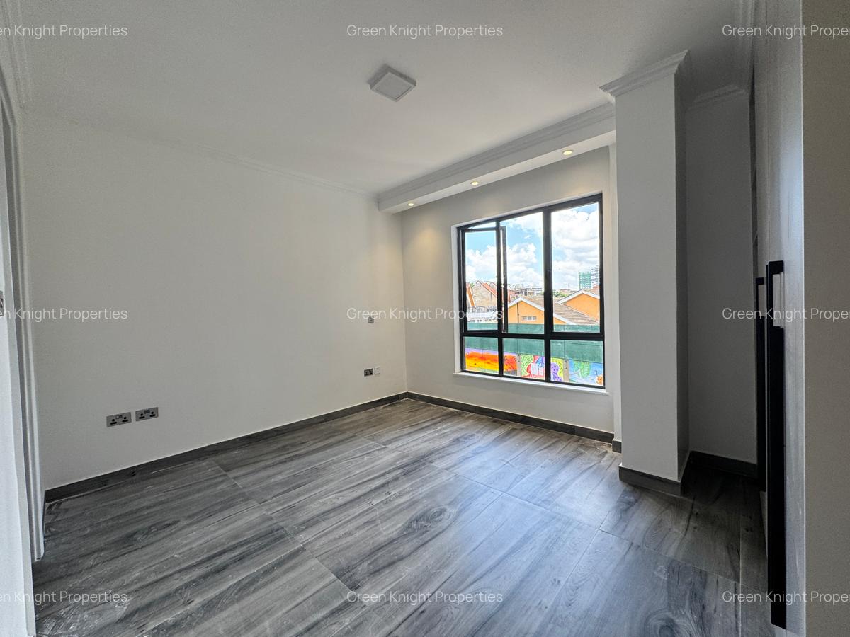 Serviced 1 Bed Apartment with En Suite in Westlands Area - 10