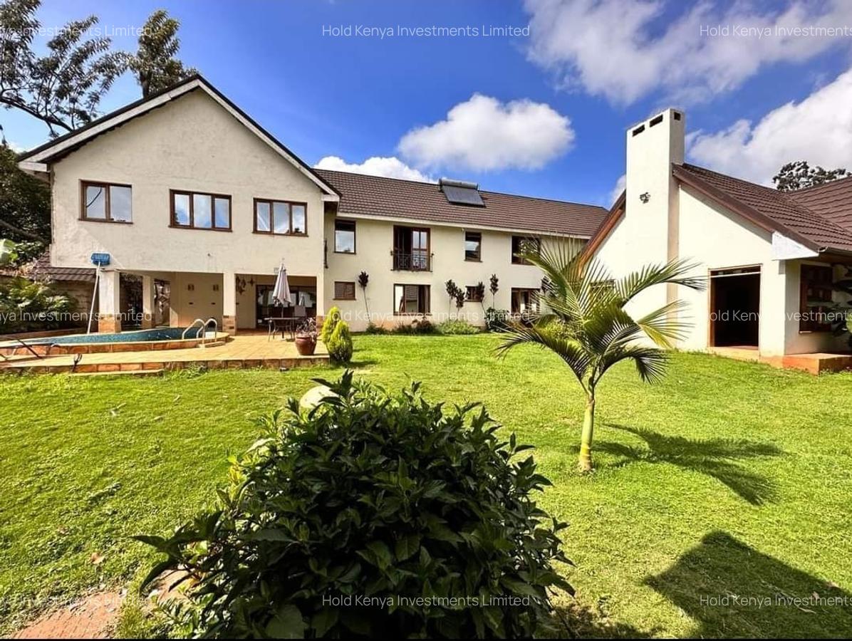 6 Bed House with En Suite at Ridgeways Road - 1