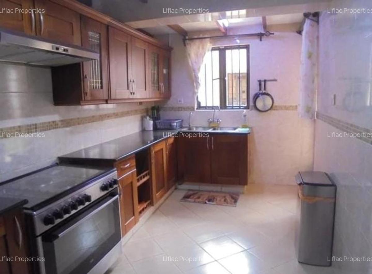 4 Bed Townhouse with En Suite in Runda - 6