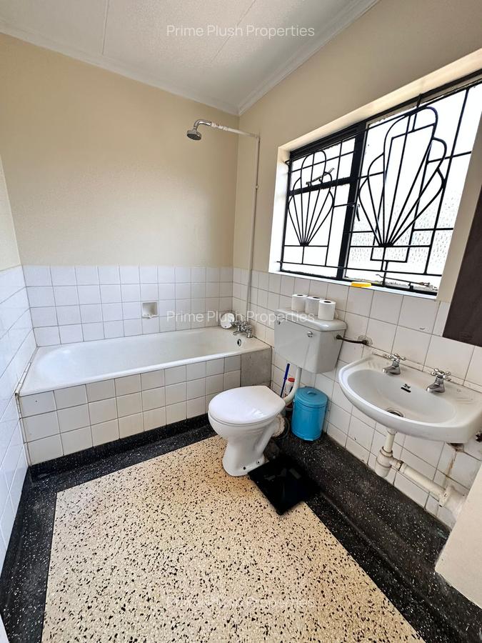 3 Bed House with Garden in Langata - 11