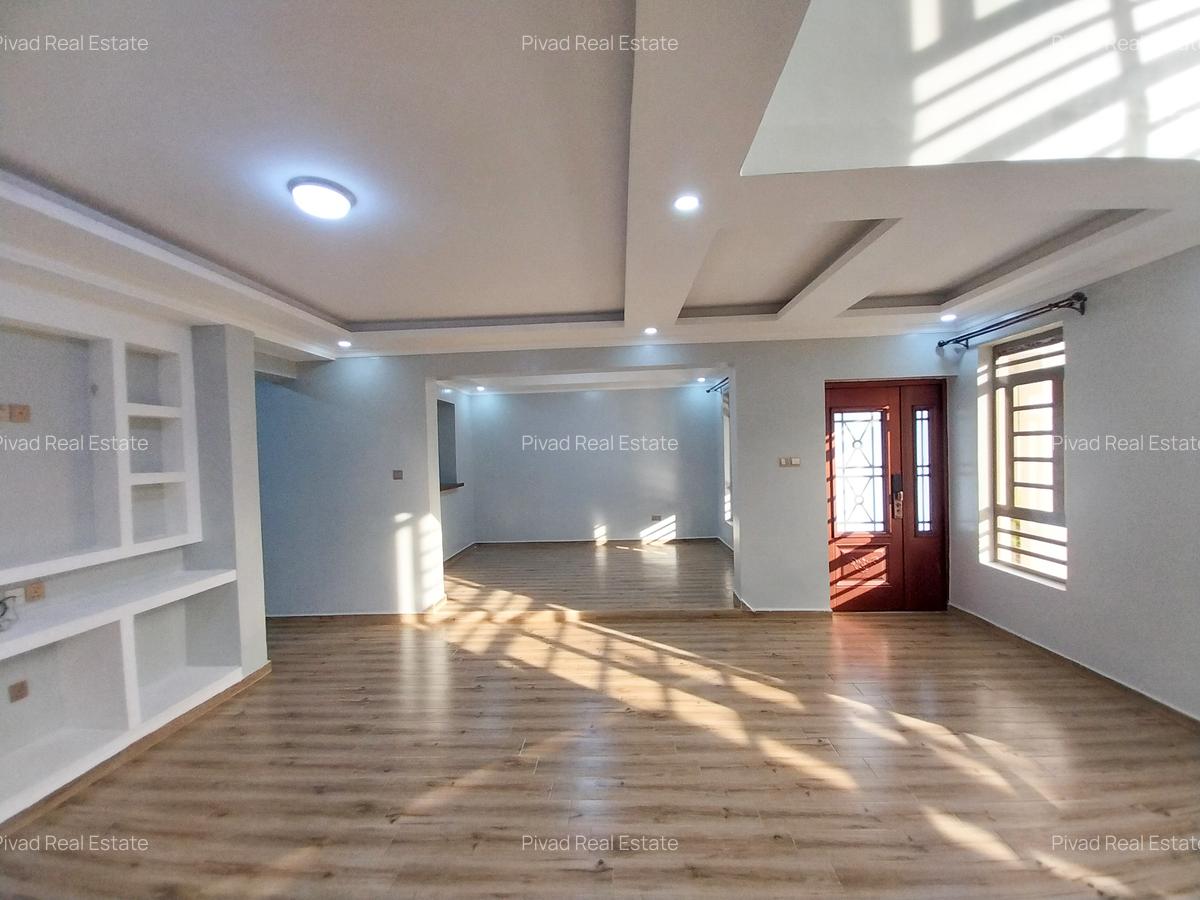 4 Bed Townhouse with En Suite in Kamakis - 14